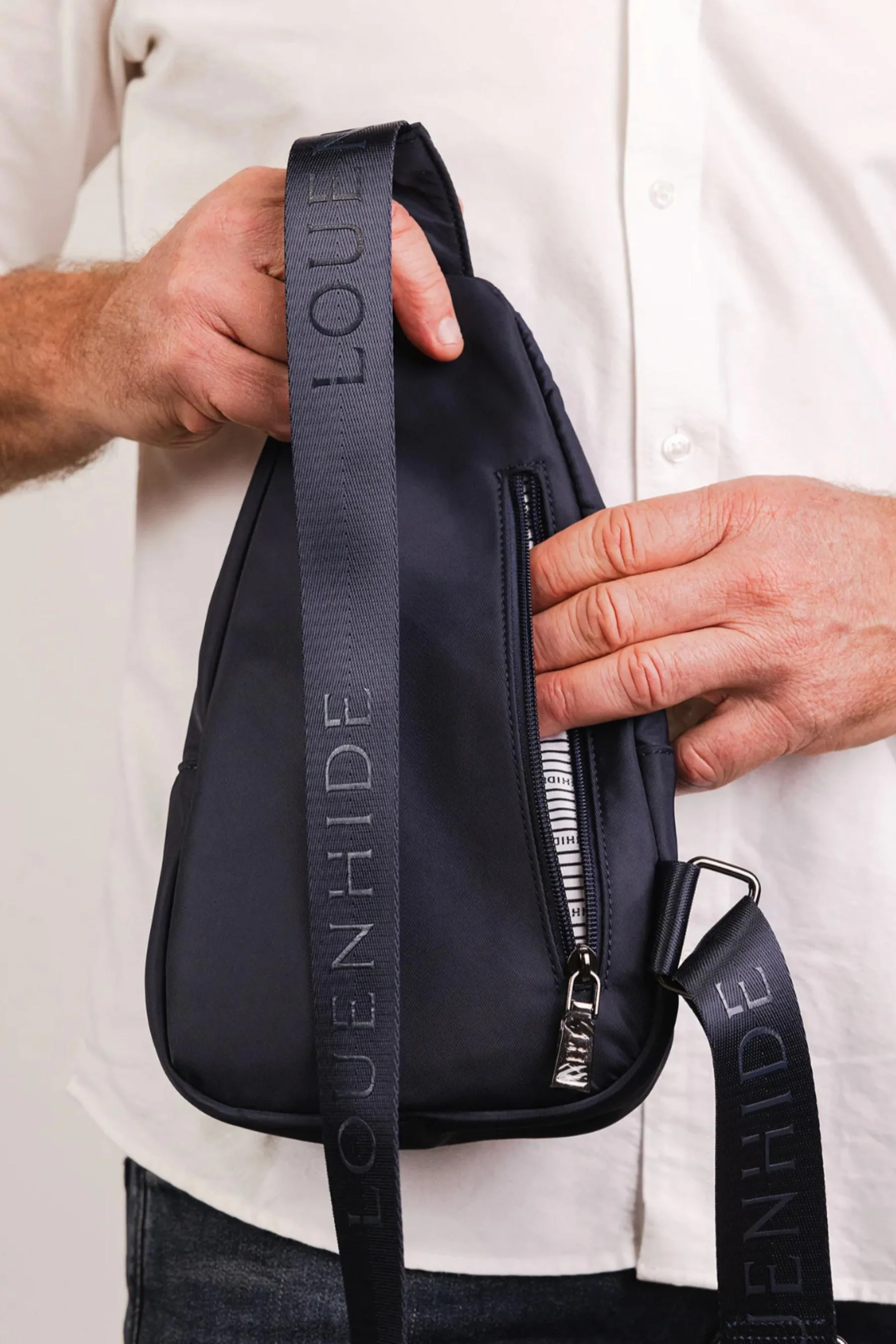 Boyd Nylon Sling Bag | Navy