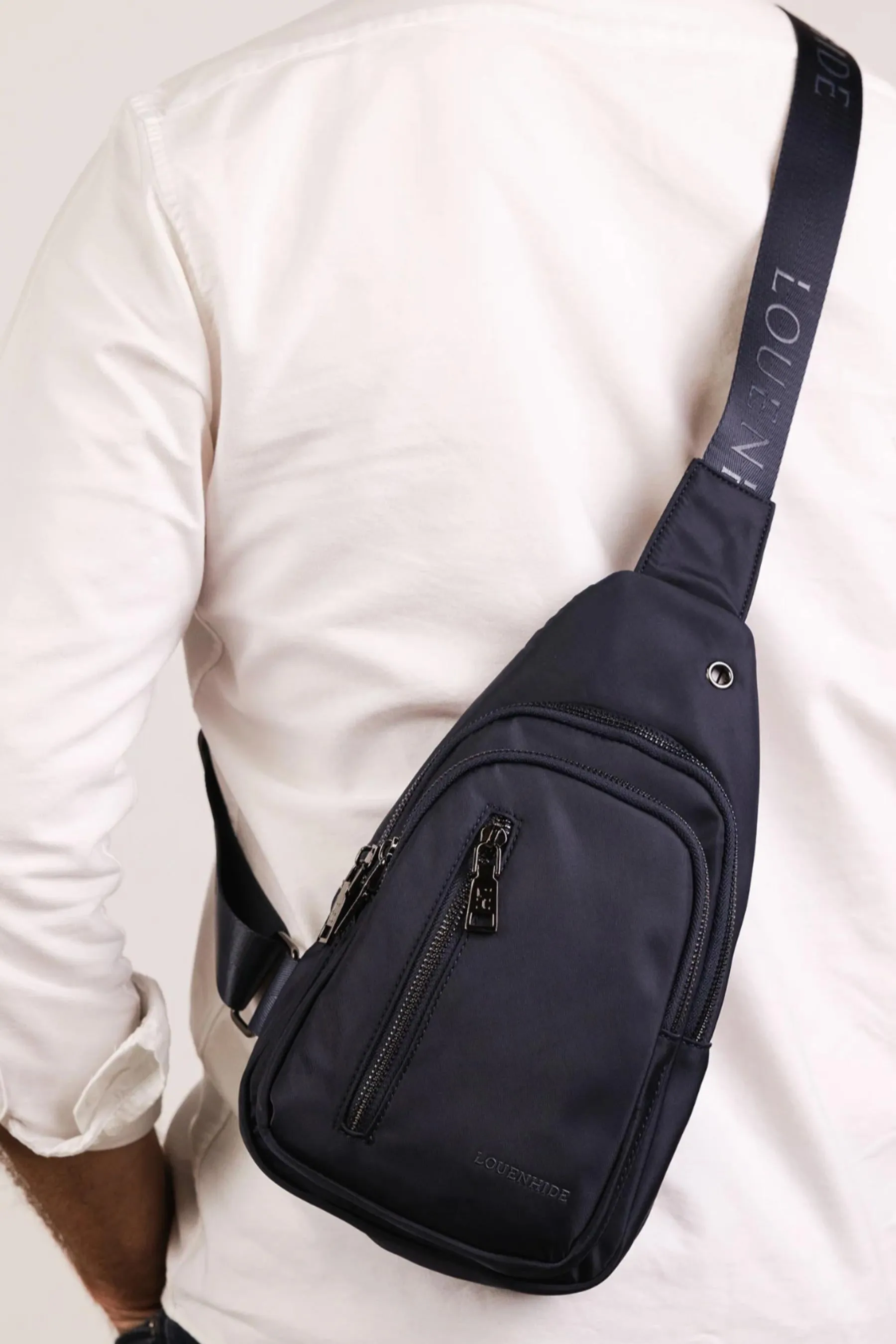 Boyd Nylon Sling Bag | Navy