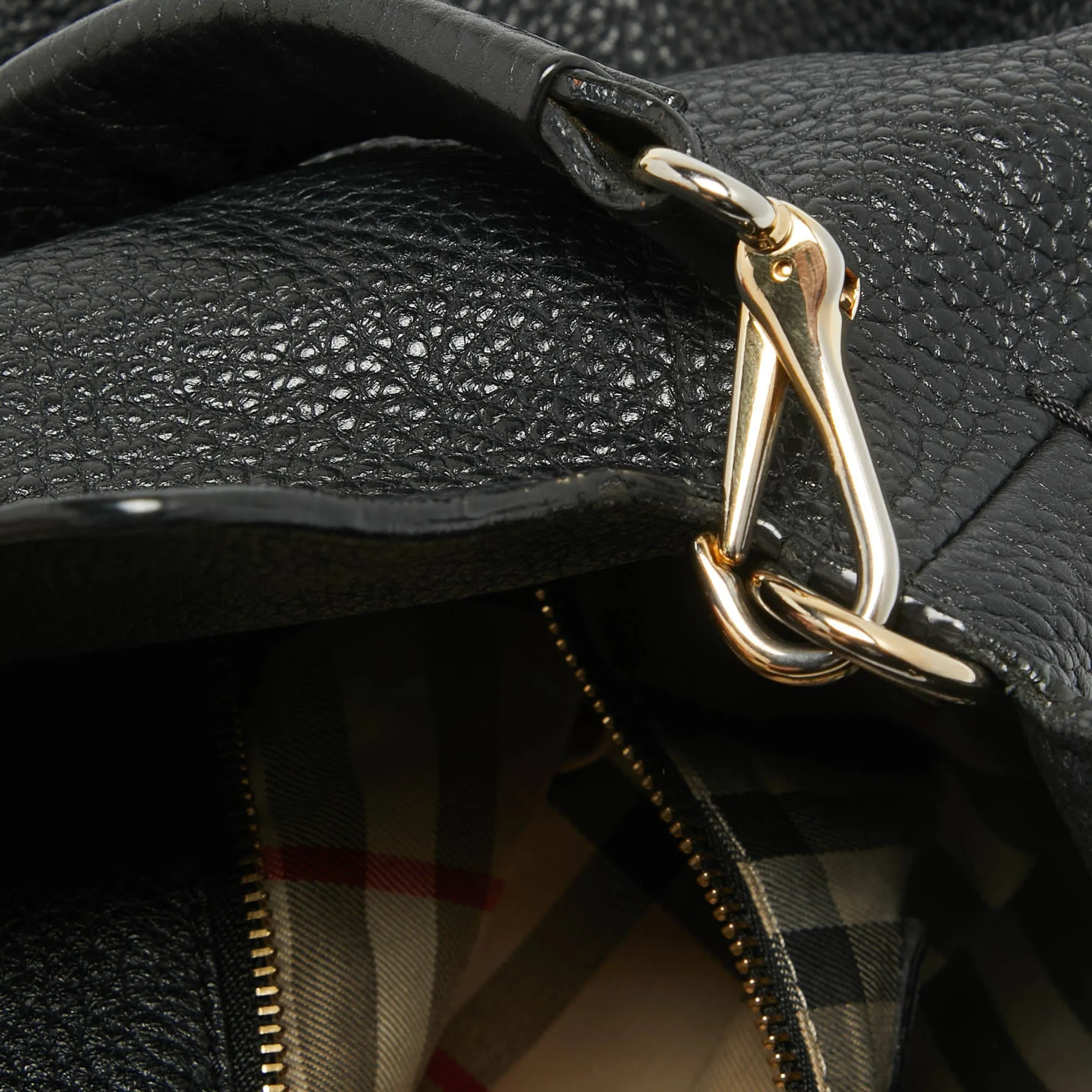 BURBERRY Black Leather Cale Hobo