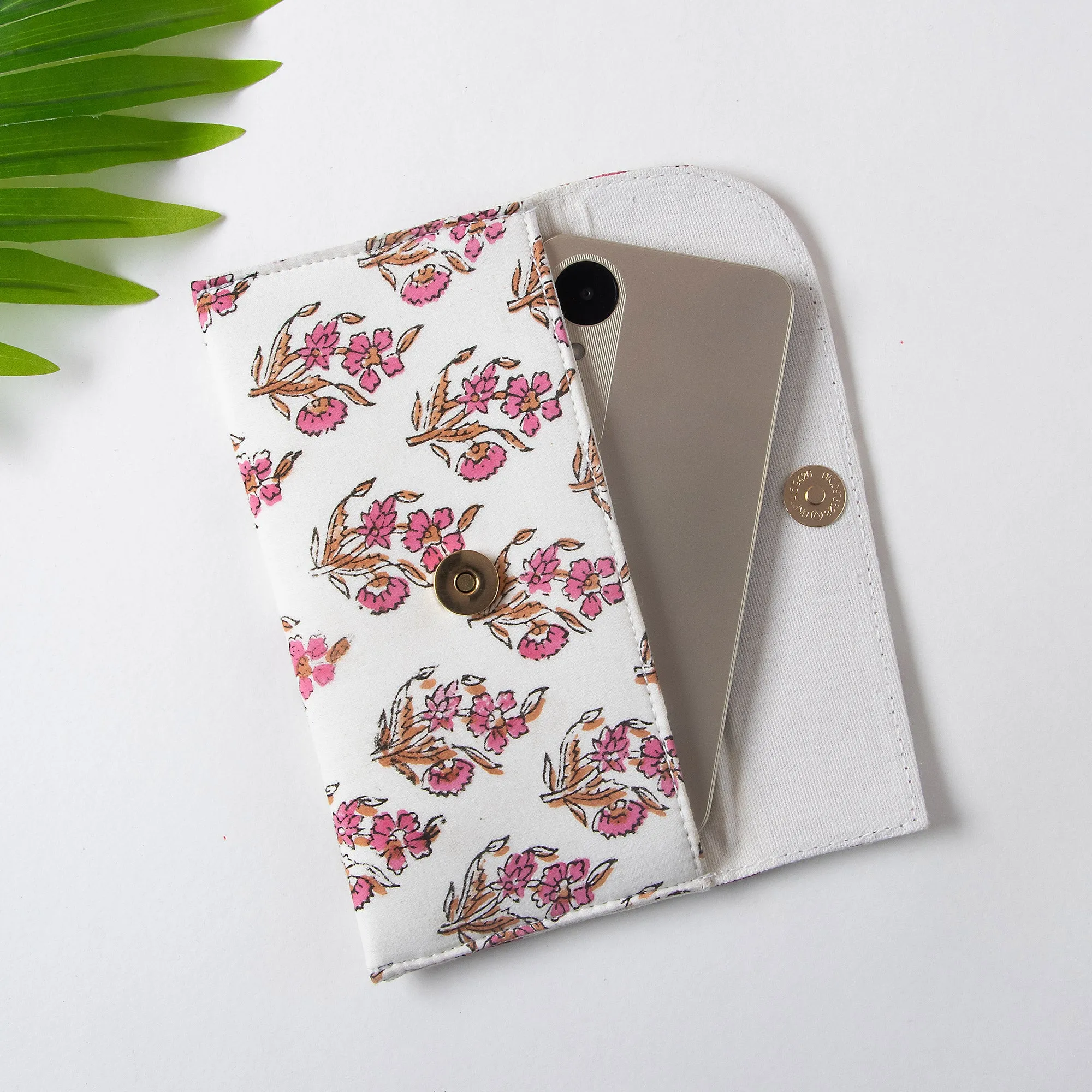 Handicraft Beautiful Floral Print Clutch Bags